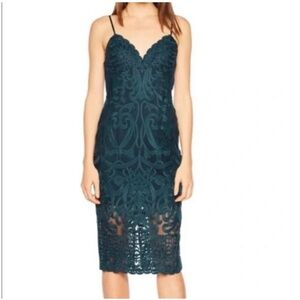 Bardot Gia dress size 8 slightly taken in around waist